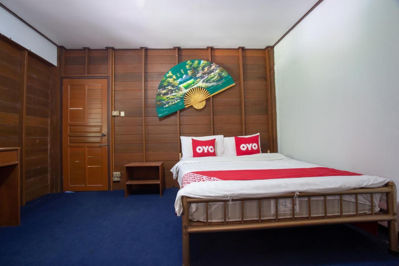 Oyo 909 Guiding Star Resort Chiang Mai Exterior foto