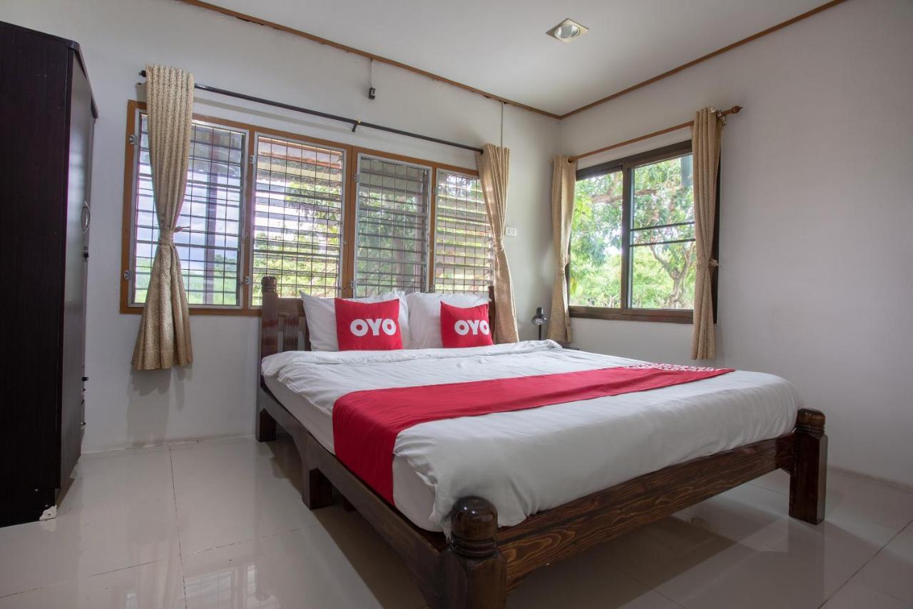 Oyo 909 Guiding Star Resort Chiang Mai Exterior foto