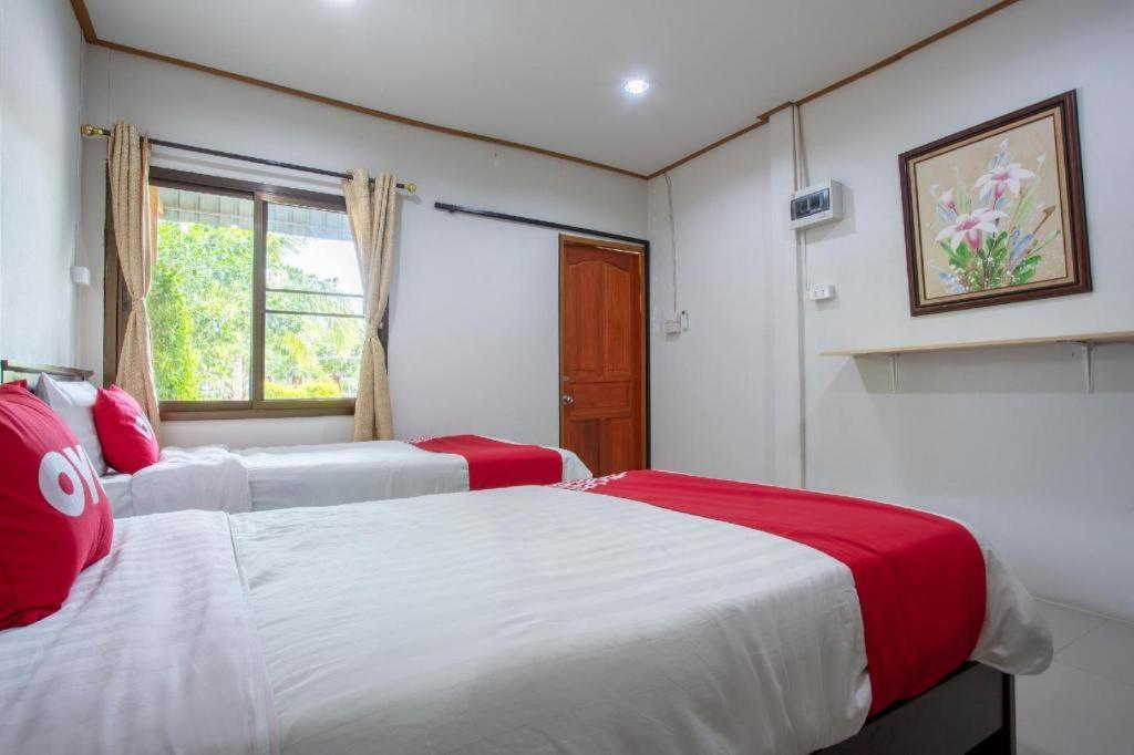Oyo 909 Guiding Star Resort Chiang Mai Exterior foto